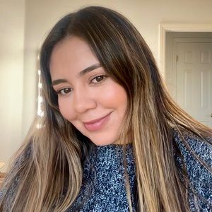 Meet your Posher, Daniela